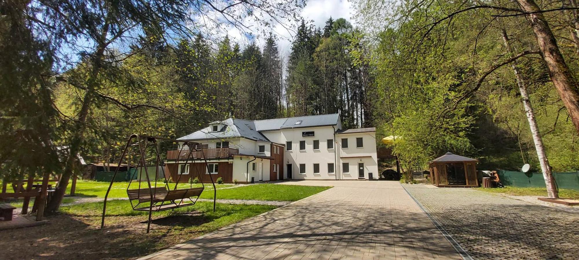 Penzion Malino Ruzomberok Exteriör bild